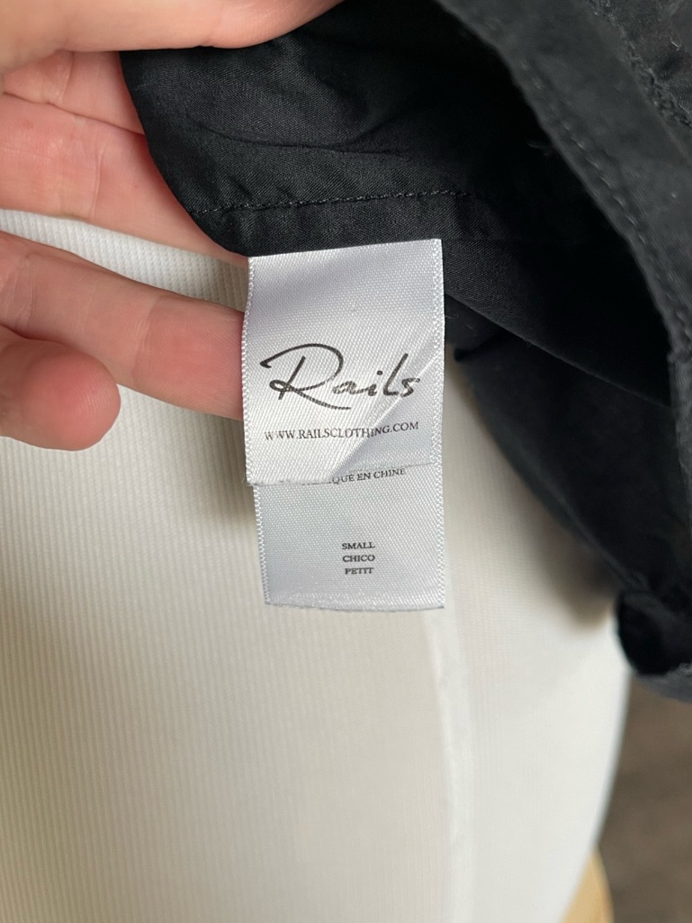 Rails Filomena ruffle flutter sleeve top - Picture 13 of 13